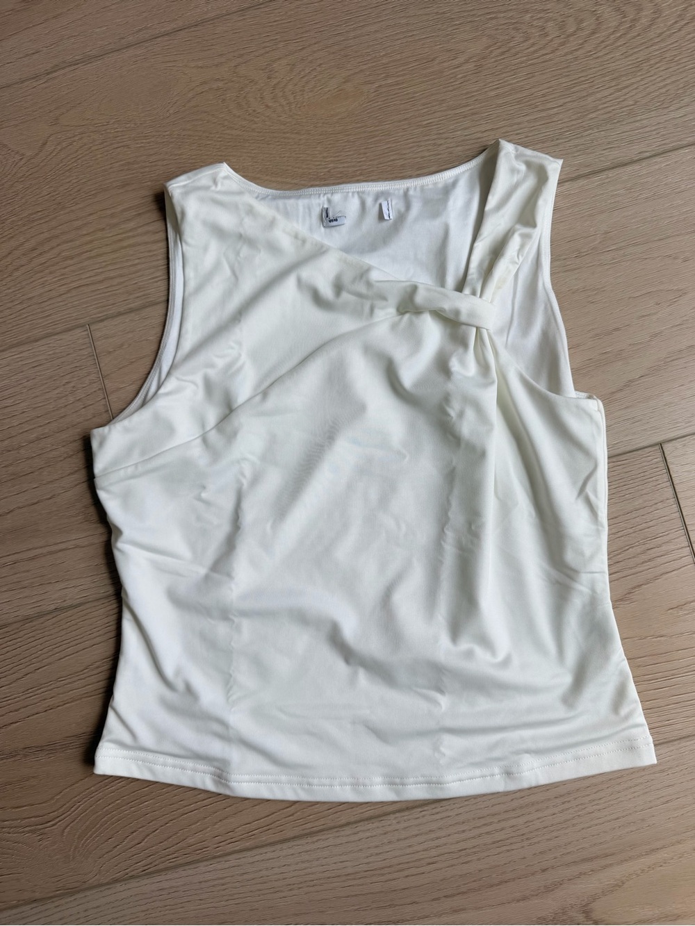 Princess Polly  White shoulder  Twist Front Tank Top